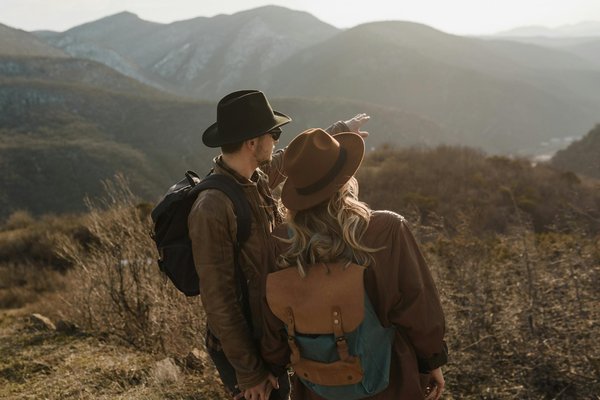 Comment organiser une randonnée pour découvrir les montagnes des Tatras, Pologne?